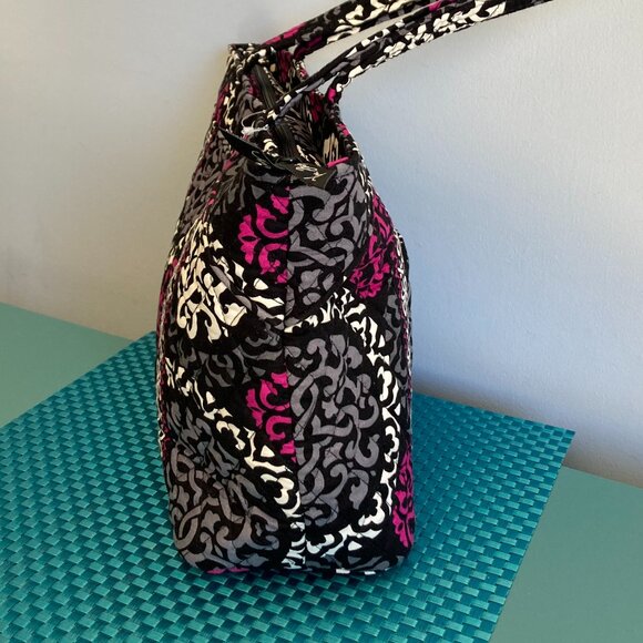 Vera Bradley NWOT Shoulder Bag Holiday Tote in Canterberry Magenta - Picture 11 of 16